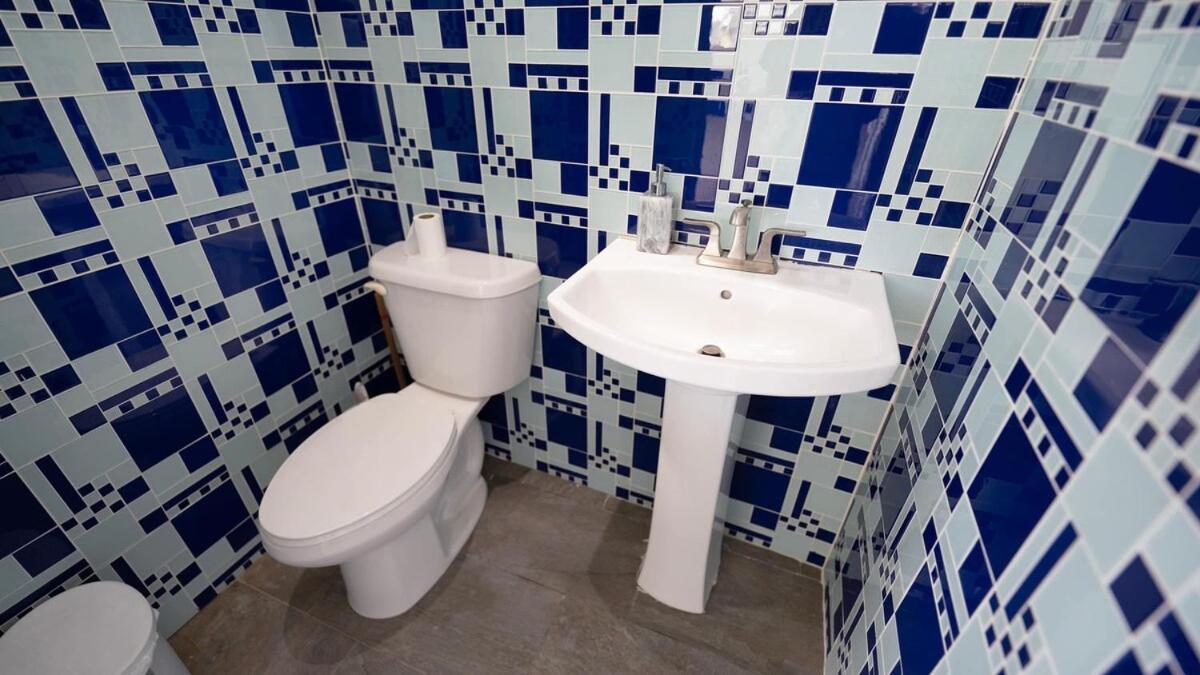 Aquaville Dorado Moderna A Studio 7 外观 照片