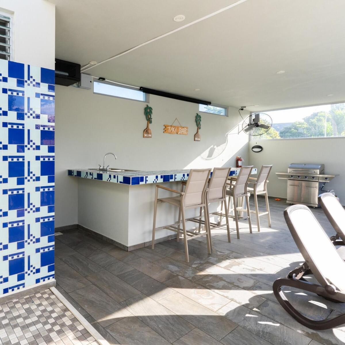Aquaville Dorado Moderna A Studio 7 外观 照片